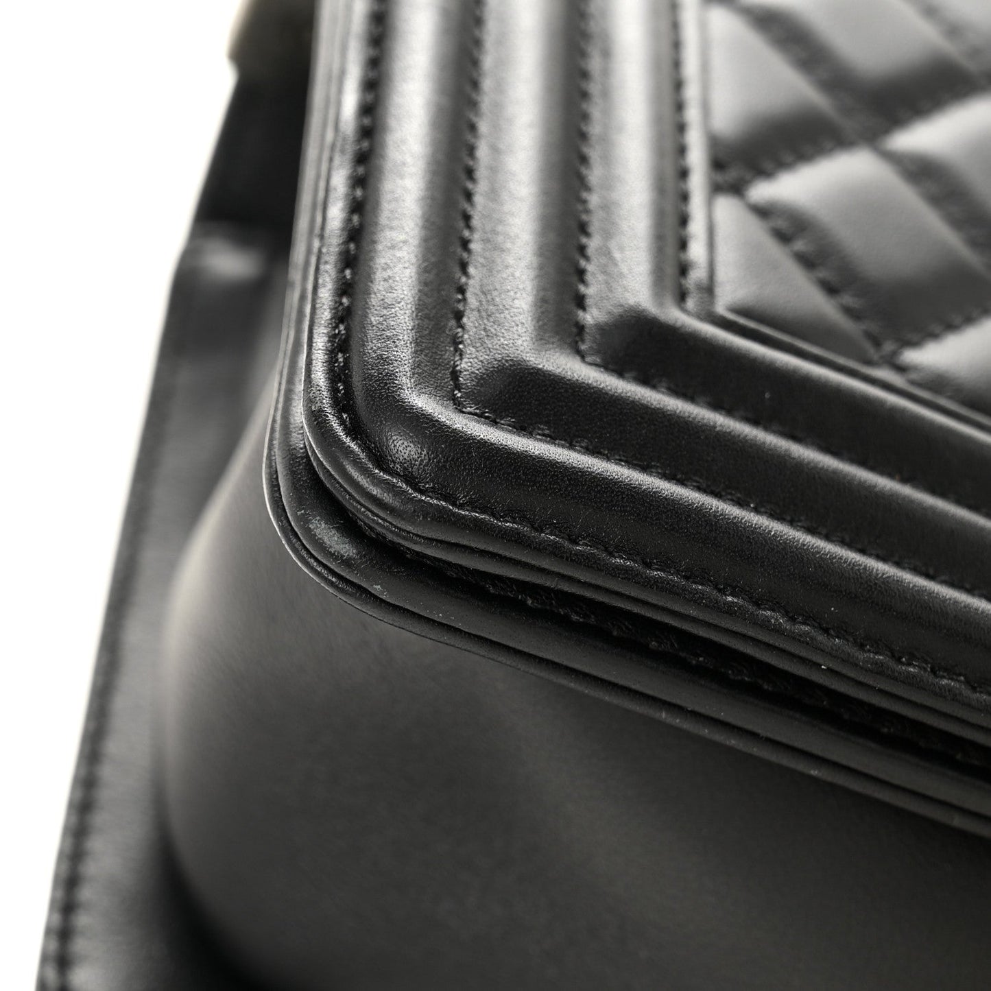 Lambskin Quilted Small Boy Flap Black