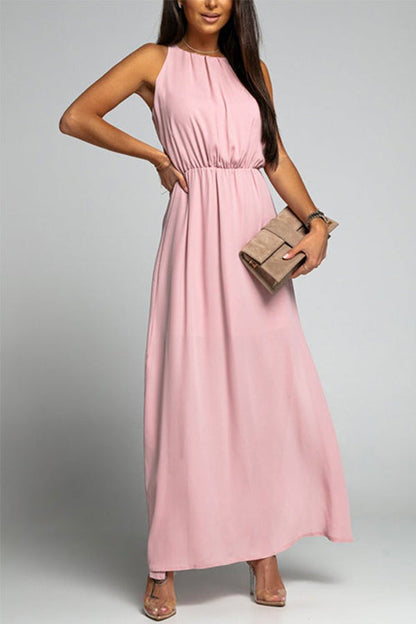 Vestido de cuello redondo, sin mangas, con cintura y abertura lateral