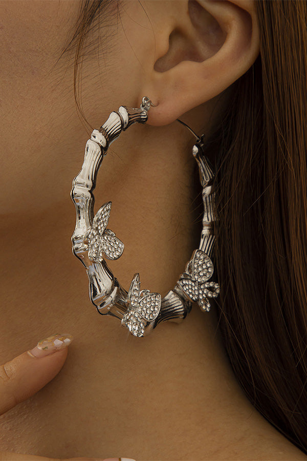 Pendientes de bambú con microincrustaciones de mariposas elegantes y círculos exagerados