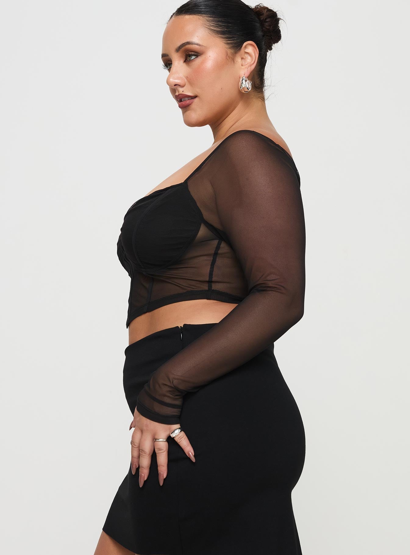 Maranta Long Sleeve Top Black Curve