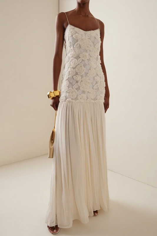Vestido largo plisado de gasa con apliques florales de Andrea 