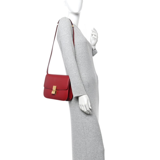 Box Calfskin Medium Classic Box Flap Bag Red