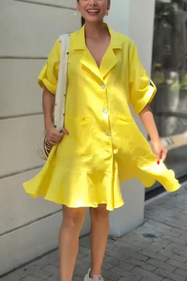 Vestido mini holgado con volantes, bolsillo y solapa, informal, de color liso