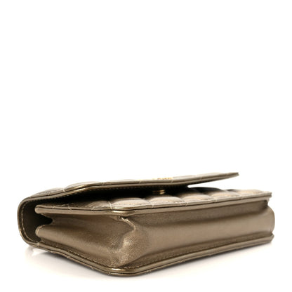 Metallic Lambskin Quilted Dynasty Flap Phone Holder With Chain Gold