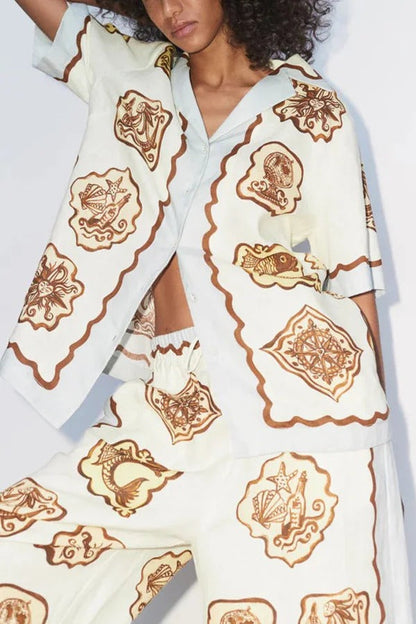 Blusa extragrande con botones y manga corta con estampado único de mezcla de lino Lakeside Breeze
