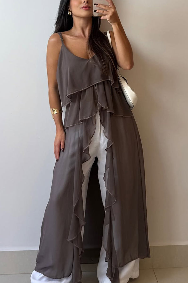 Top holgado irregular con volantes y cuello en V de color liso