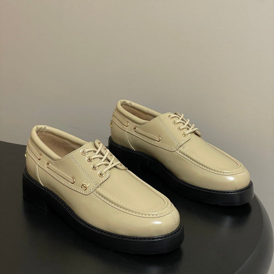 CC 26 Lace-Up Loafer Beige Sheepskin 594247