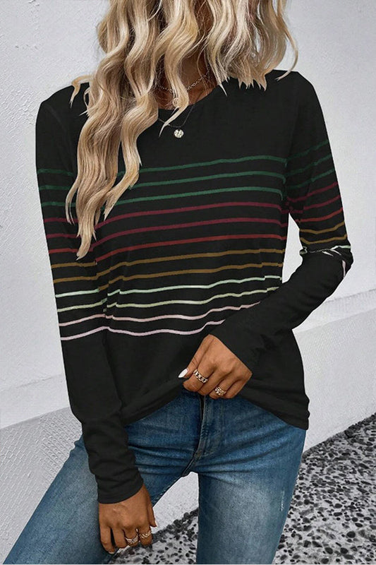 Top de manga larga con cuello redondo y rayas negras