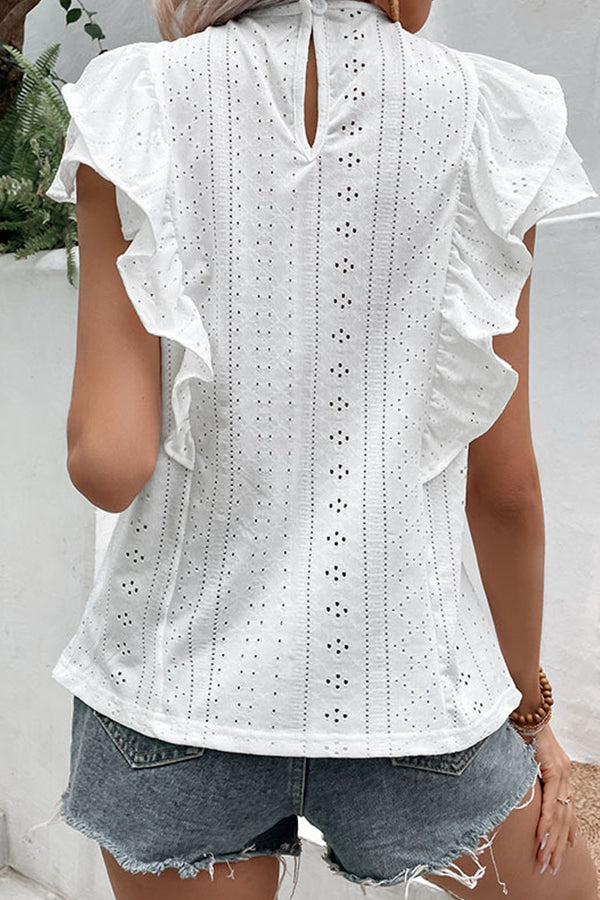 Camisa informal blanca con volantes