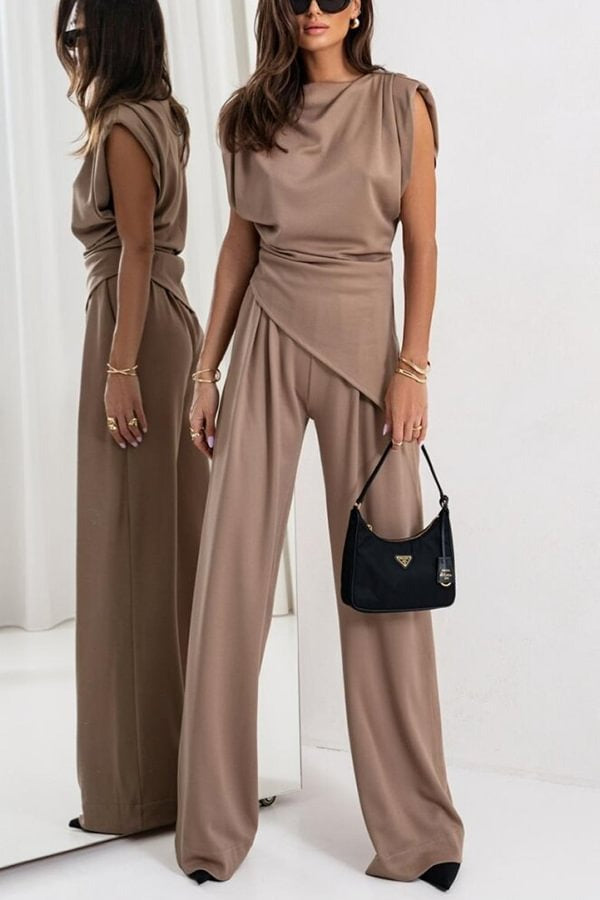 Conjunto de top fruncido con abertura en los hombros y pantalones anchos con bolsillos y cintura elástica de Jordy 