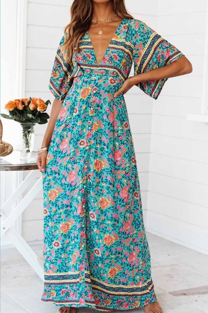 Vestido azul hasta los tobillos con estampado floral