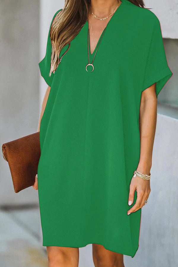 Vestido holgado de manga corta con forma de H