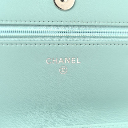 Calfskin Whipstitch Wallet On Chain WOC Green