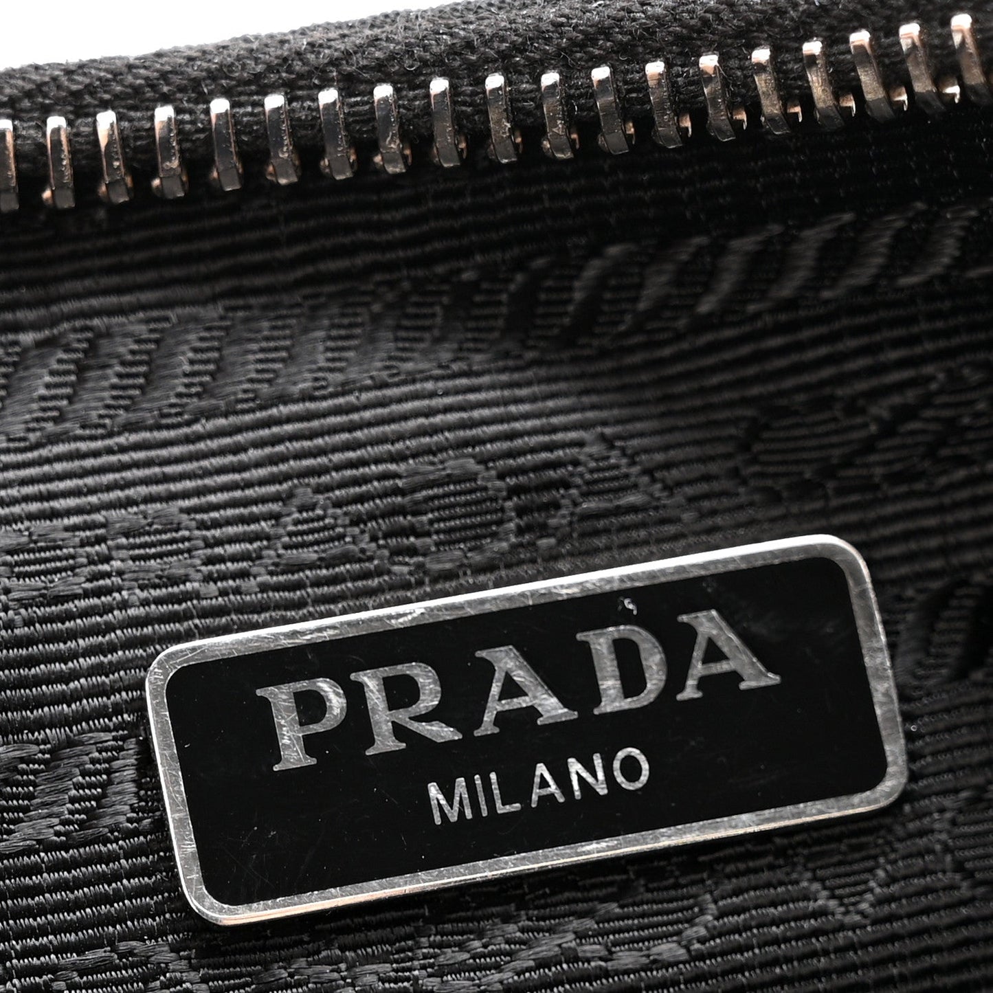 Re-Nylon Saffiano Re-Edition 2005 Shoulder Bag Black