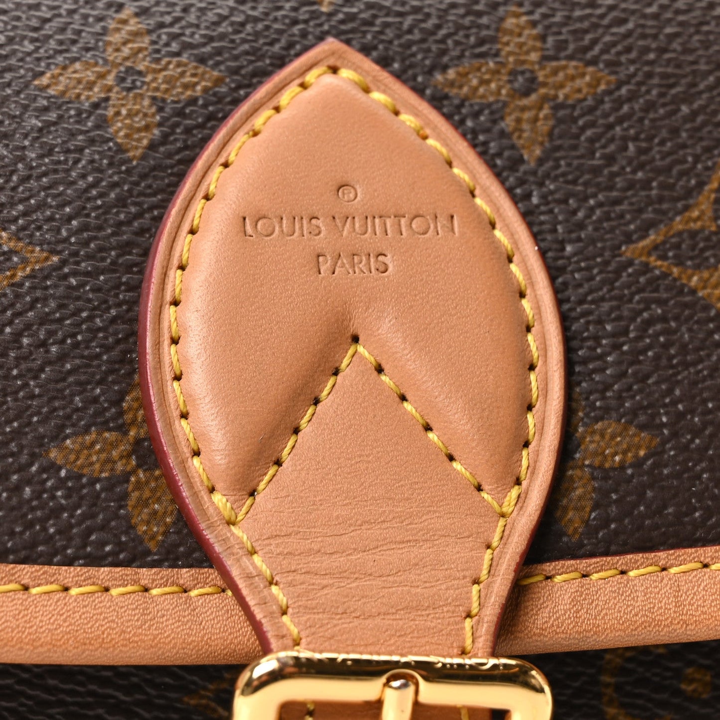 Monogram Diane Fuchsia