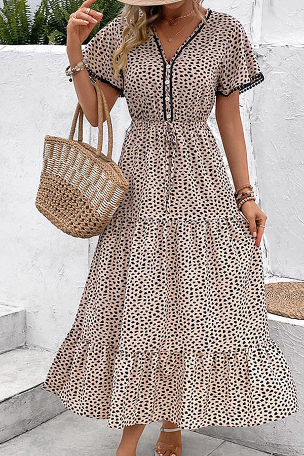 Falda estampada con diseño de cuello en V