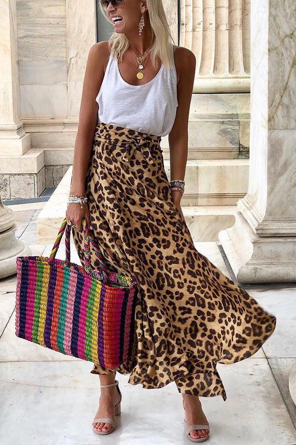 Falda midi de cintura elástica con lazo frontal y estampado de leopardo de satén de Today's Journey