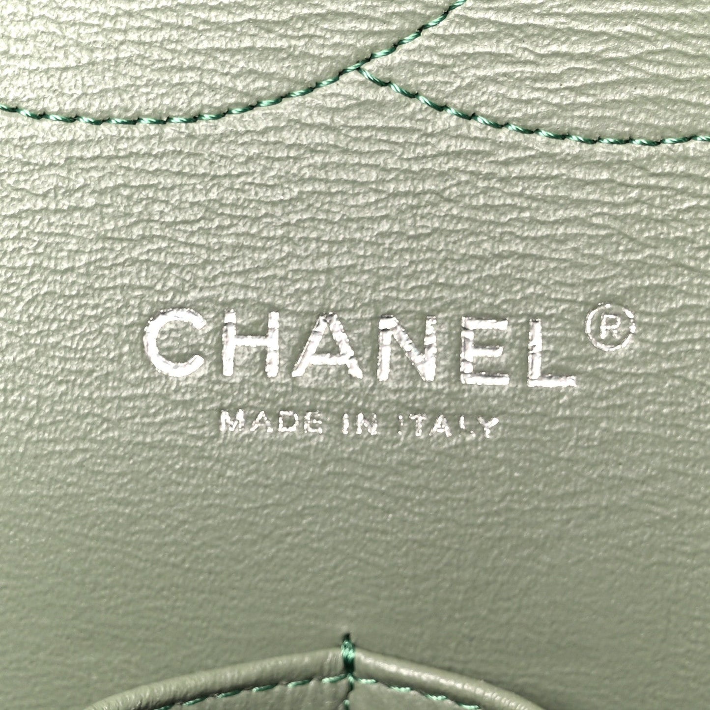 Caviar Chevron Quilted Jumbo Double Flap Green
