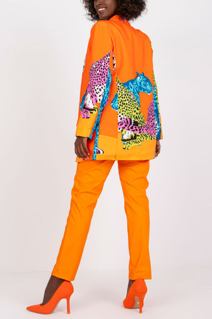 Blazer largo ajustado con contraste y estampado de leopardo