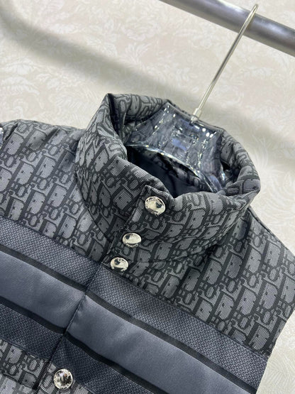 DIOR 25S SLEEVELESS PUFFER JACKET STYLE 312