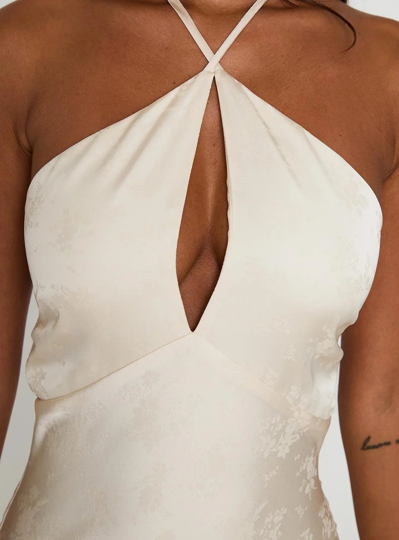 Limosina Halter Maxi Dress Champagne