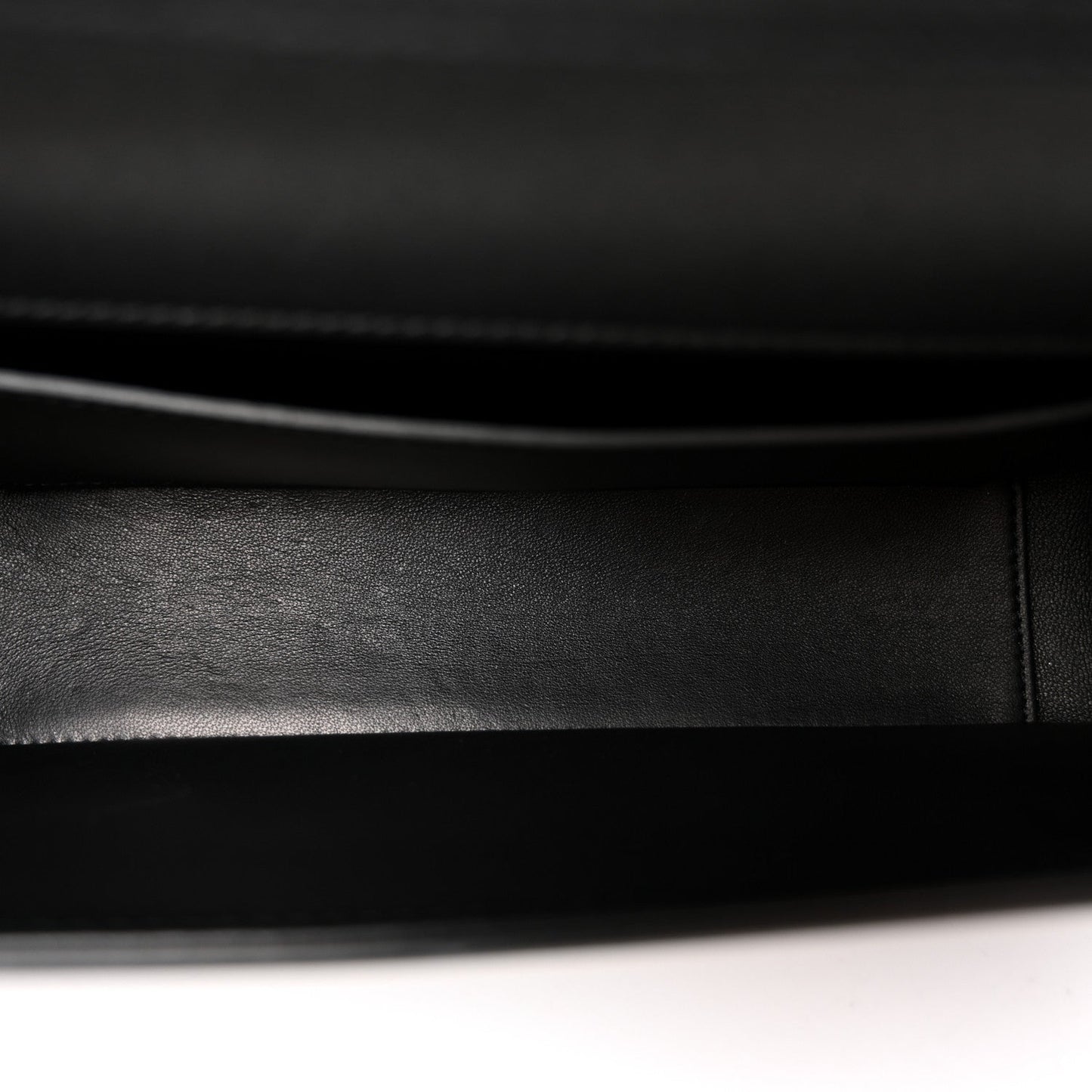 Calfskin Monochrome Vlogo Loco Shoulder Bag Black