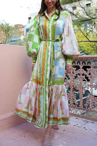 Vestido camisero largo con cinturón y mangas abullonadas con estampado único de satén para fiesta en el jardín