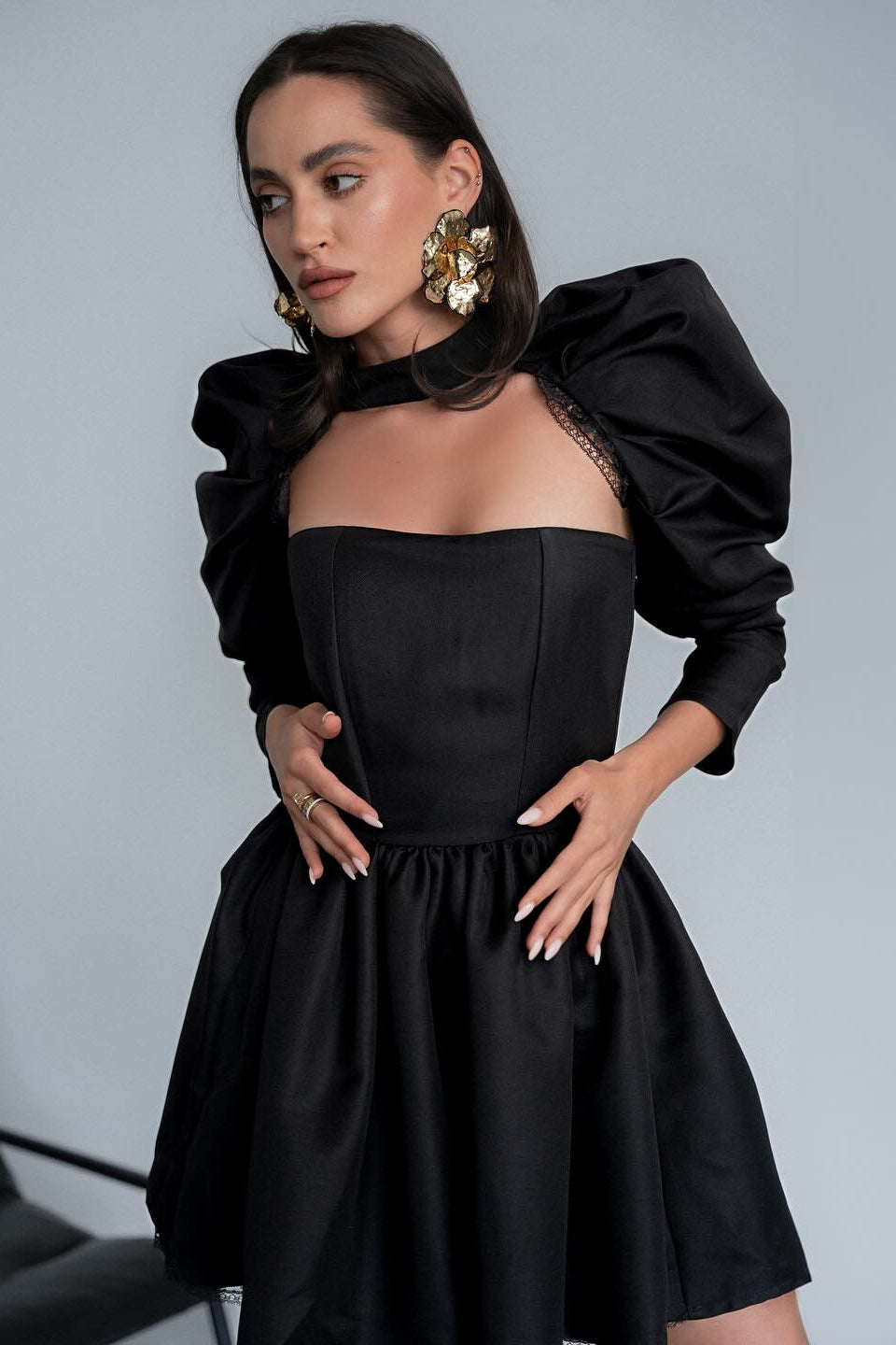Conjunto de minivestido Bertha con mangas abullonadas 