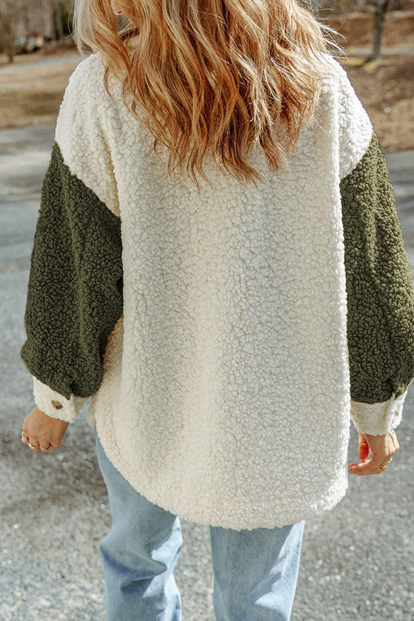 Abrigo de piel holgado con bloques de color y doble bolsillo de manga larga para otoño e invierno