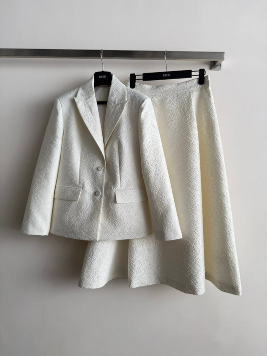 CD Embossed Jacquard Set White Vicosie Fur 353009