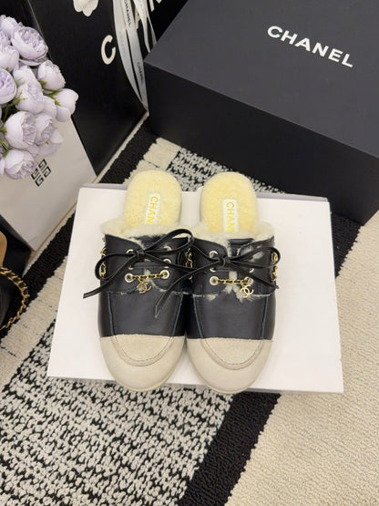 CC 26 Shearling Slip-on Loafer Black White Leather Wool 588719