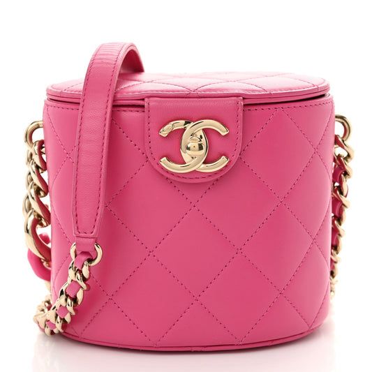 Lambskin Resin Elegant Chain Vanity Case Dark Pink