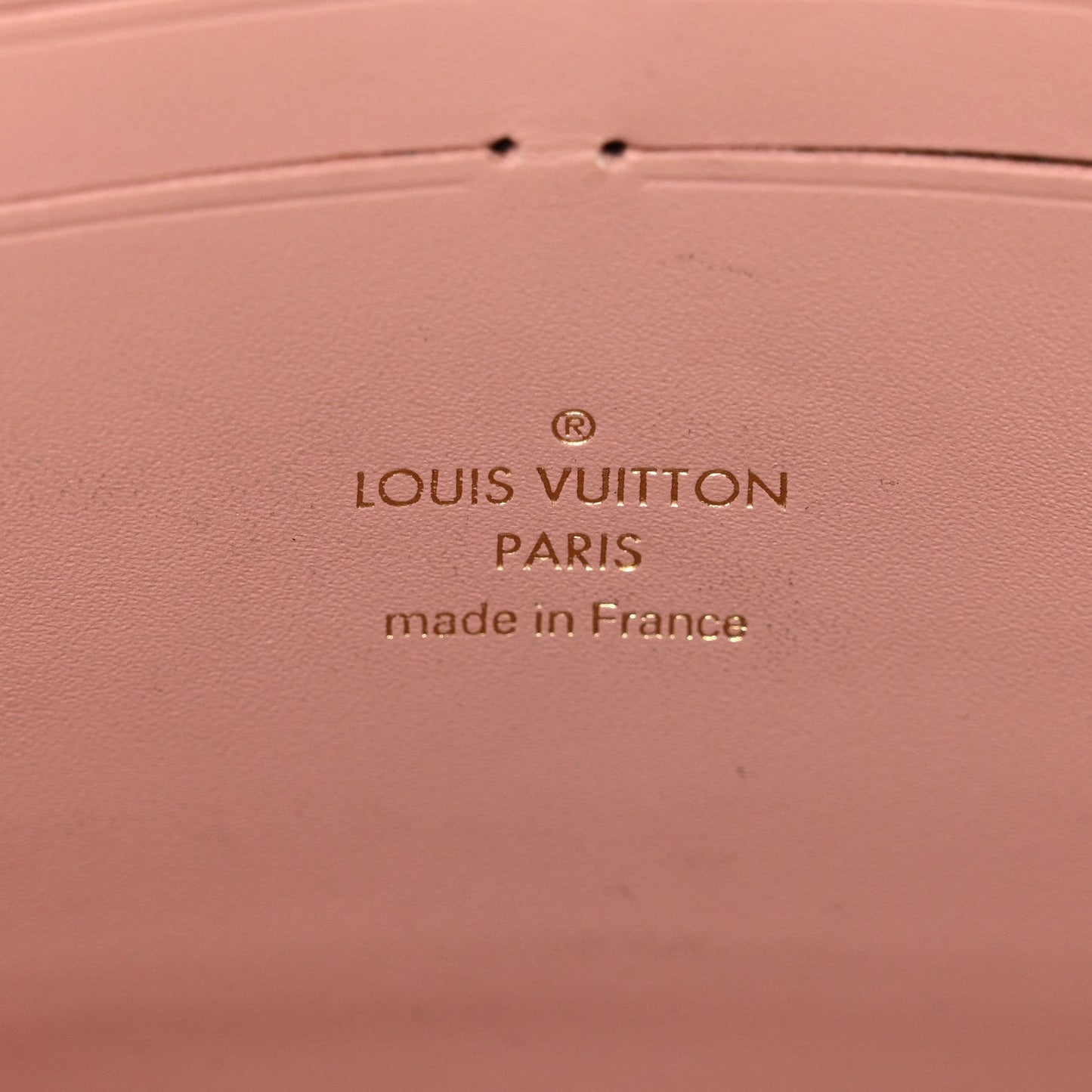 Damier Ebene Croisette Chain Wallet Magnolia
