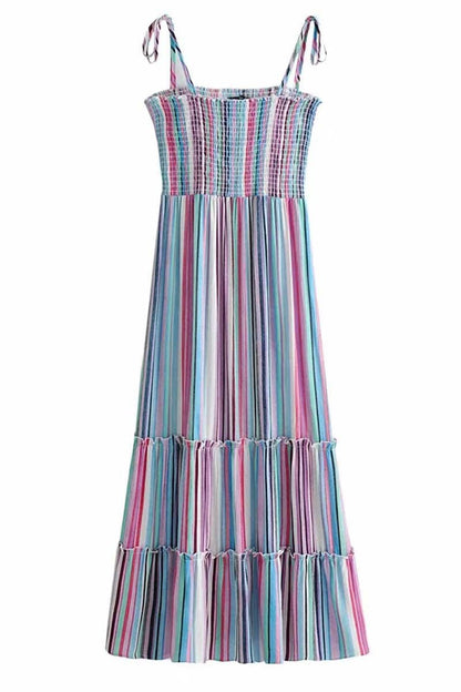 Vestido con estampado de rayas de colores