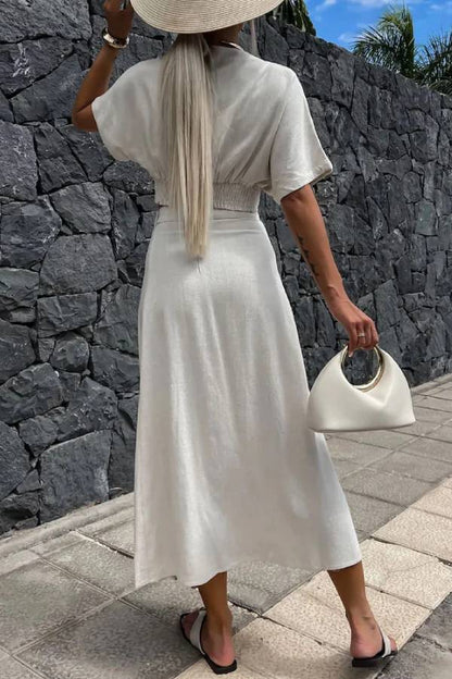 Conjunto informal de dos piezas con top y falda con escote en V liso