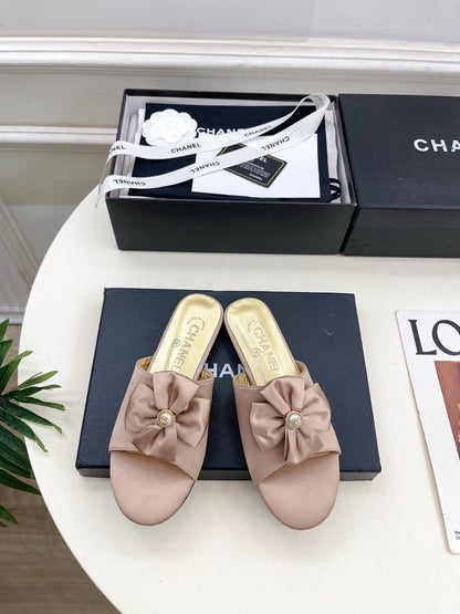 CC 26s Bow Slippers Dusty Rose Satin Sheepskin 586898