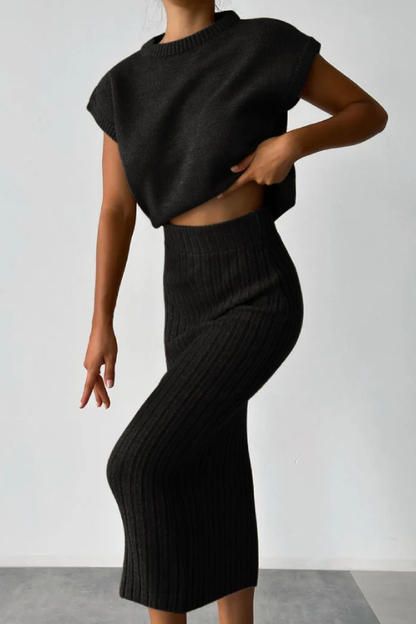 Conjunto de dos piezas de chaleco sin mangas y falda de punto