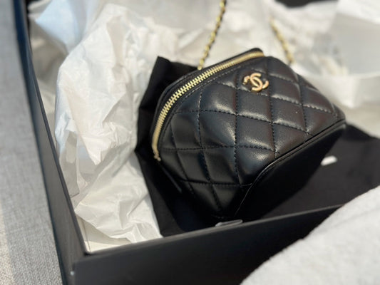 Chanel Mini Vanity Pearl