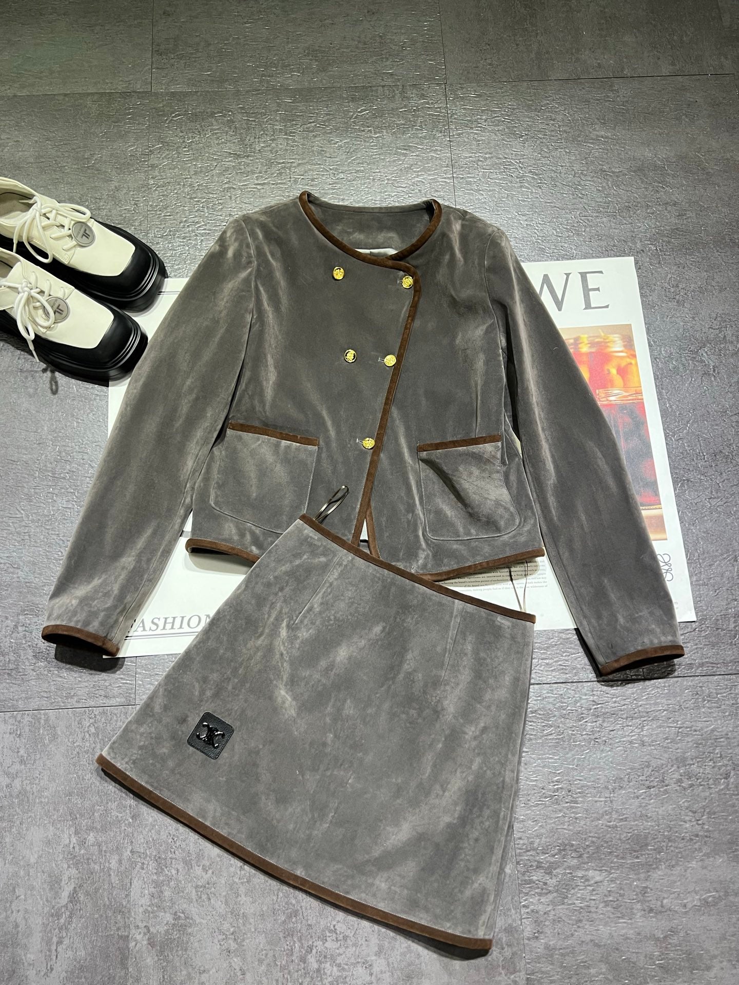 Celine 26ss Short Jacket + A-Line High-Waisted Skirt Set Gray in Suede 189584