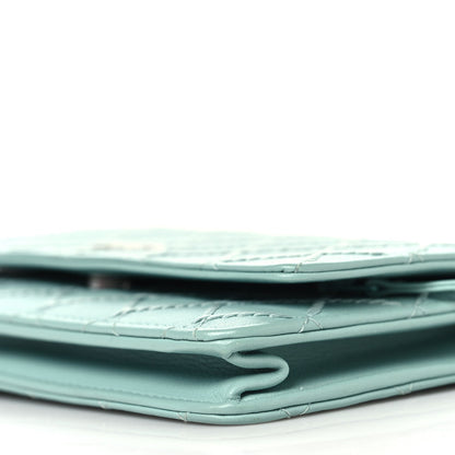 Calfskin Whipstitch Wallet On Chain WOC Green