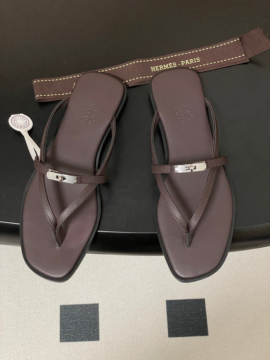 HM Miss Sandal Dark Brown in Calfskin 593824