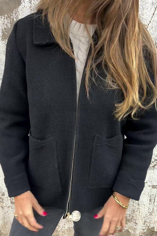 Chaqueta informal con bolsillo y cremallera de solapa de color liso