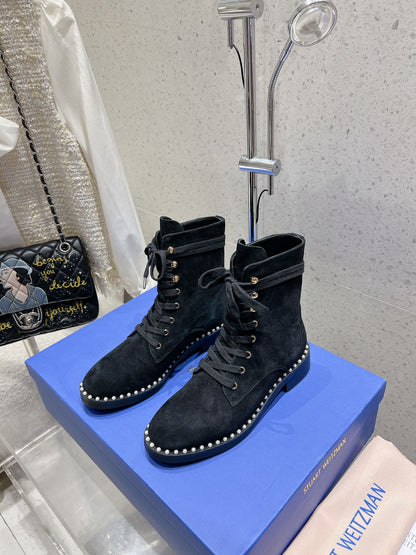 SW Mckenzee Boot with Pearl Chain Black Suede 554360