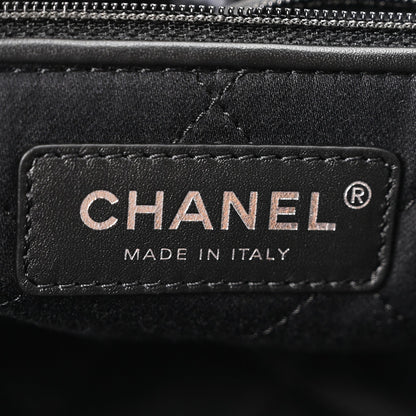 Tweed Patchwork Quilted Small Chanel 22 Black Pink White