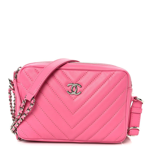 Lambskin Chevron Quilted Small Promenade Camera Case Pink