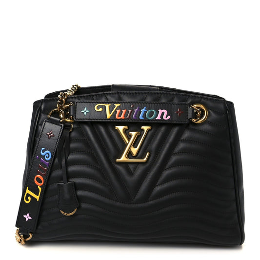 Calfskin New Wave Chain Tote Black