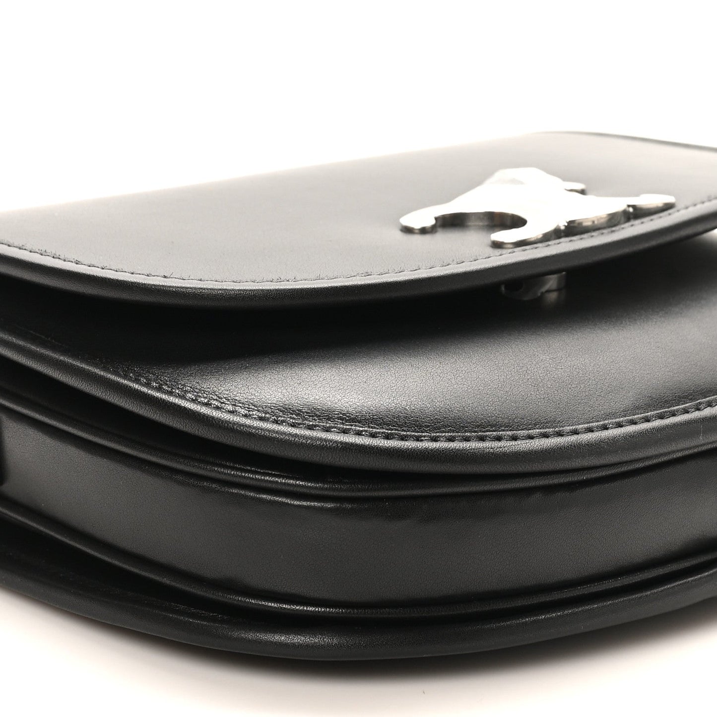 Supple Calfskin Triomphe Medium Besace Black
