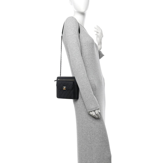 Lambskin Quilted Square Front Pocket Clutch With Chain Black