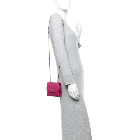 Lambskin Quilted Mini Trendy CC Clutch With Chain Fuchsia