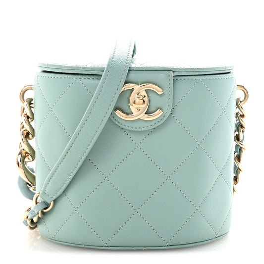 Lambskin Resin Elegant Chain Vanity Case Light Blue
